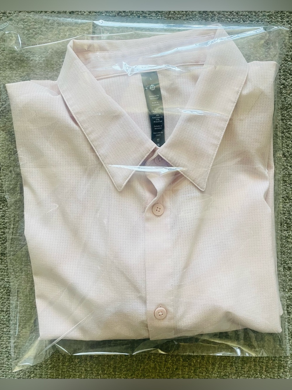 LULULEMON Athletica NWOT Men’s Down To The Wire Stretch Short Sleeve Shirt -Pink - Picture 12 of 12